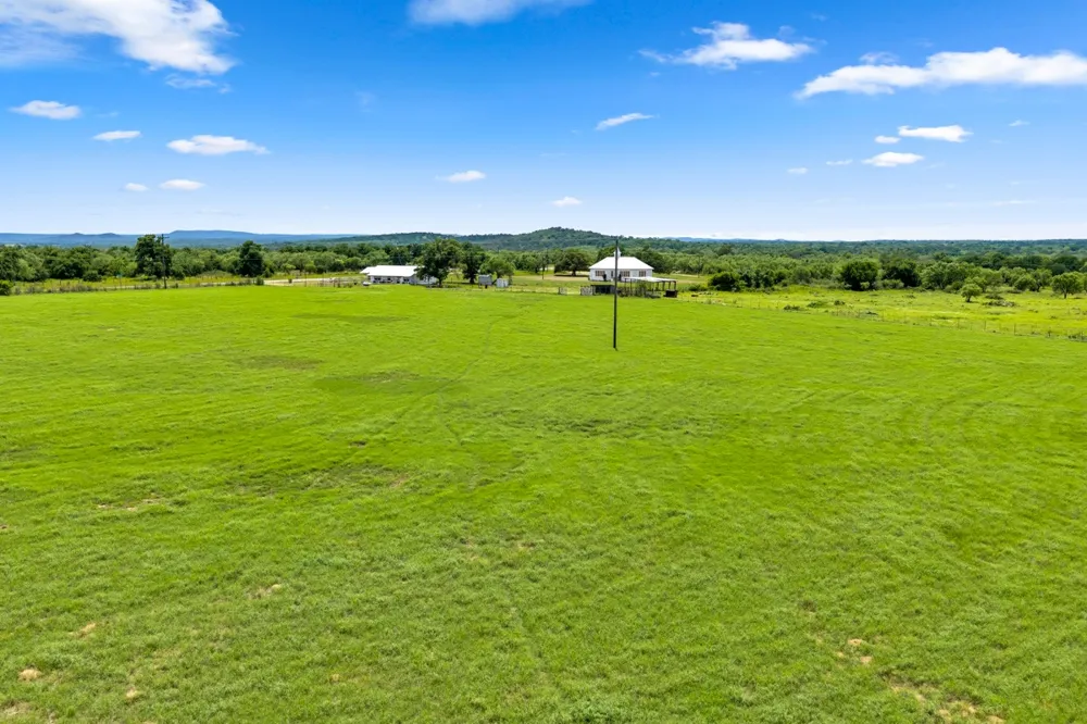 6311 Ranch Road 2241 Bluffton, TX 78607
