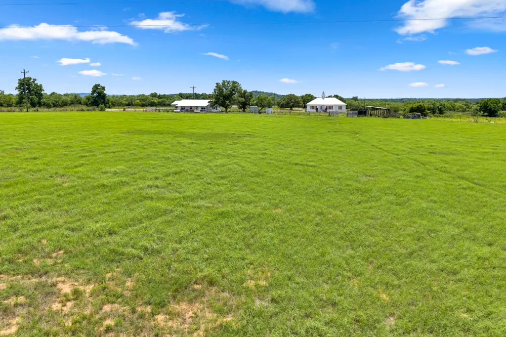 6311 Ranch Road 2241 Bluffton, TX 78607