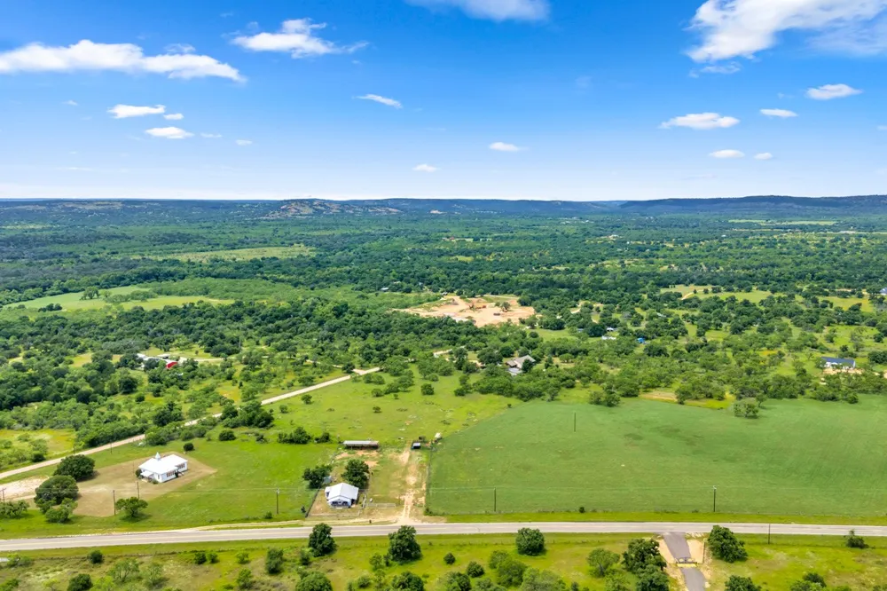 6311 Ranch Road 2241 Bluffton, TX 78607