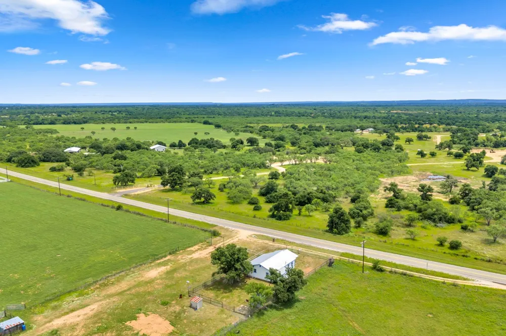 6311 Ranch Road 2241 Bluffton, TX 78607