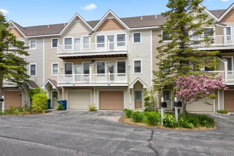 86 Spinnaker Drive