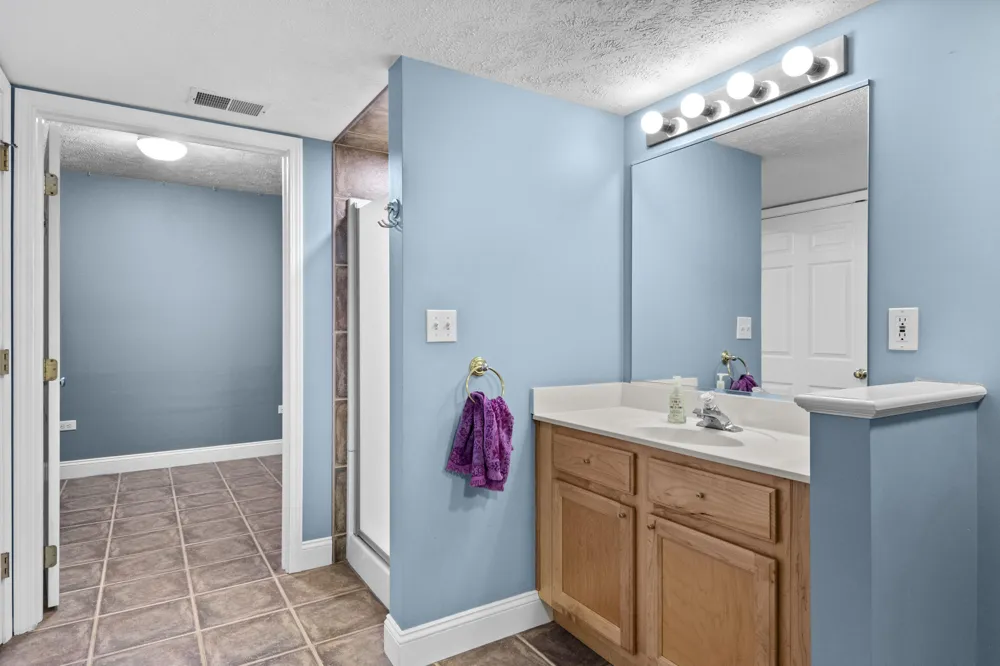 86 Spinnaker Drive Manistee, MI 49660