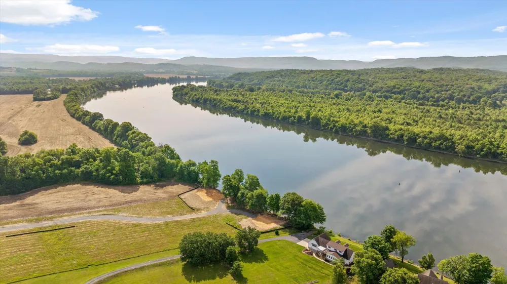 1030 Water Front Place Kimball, TN 37347