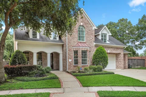 2502 Blossom Bay Court