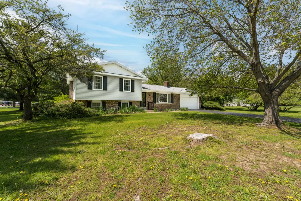 301 Sherman Drive Marshall City, MI 49068