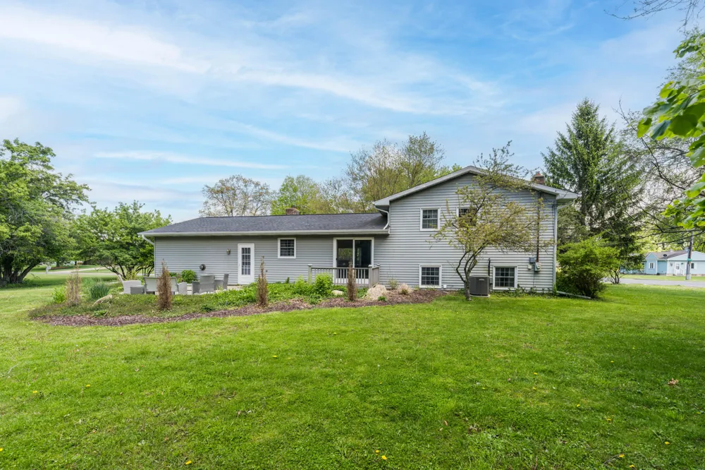 301 Sherman Drive Marshall City, MI 49068