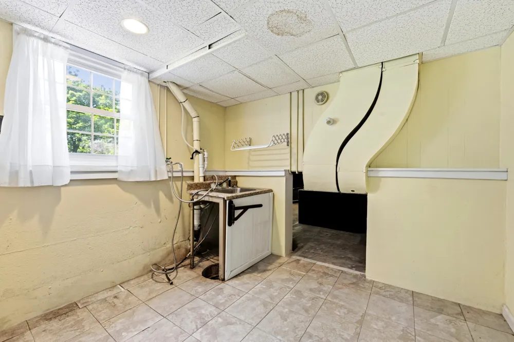 301 Sherman Drive Marshall City, MI 49068