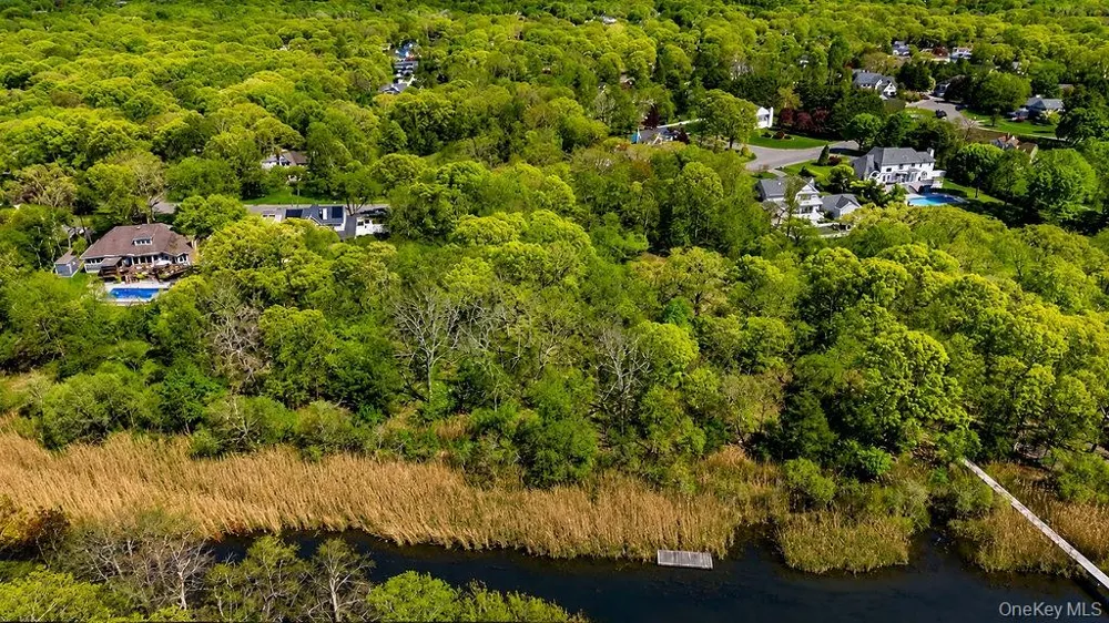 21 Hampton Drive Center Moriches, NY 11934