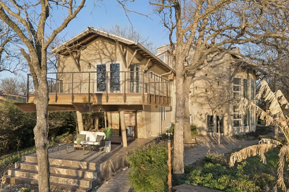 540 Diamond Point Drive Oak Point, TX 75068
