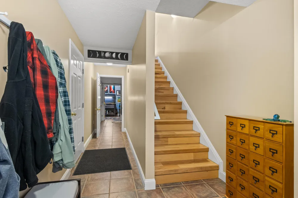 86 Spinnaker Drive Manistee City, MI 49660