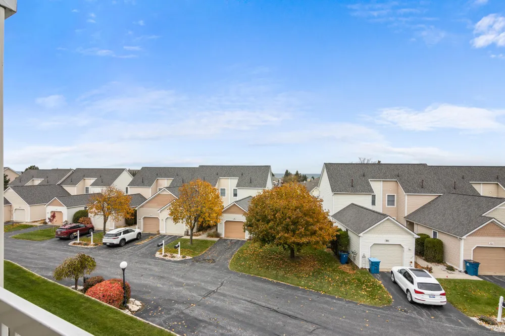 86 Spinnaker Drive Manistee City, MI 49660