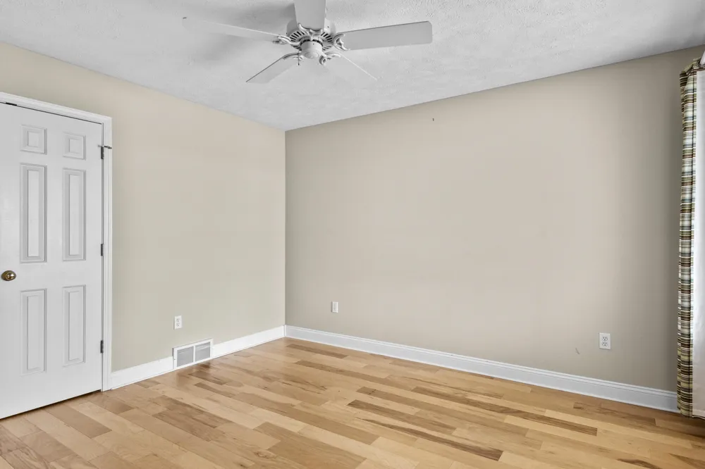 86 Spinnaker Drive Manistee City, MI 49660