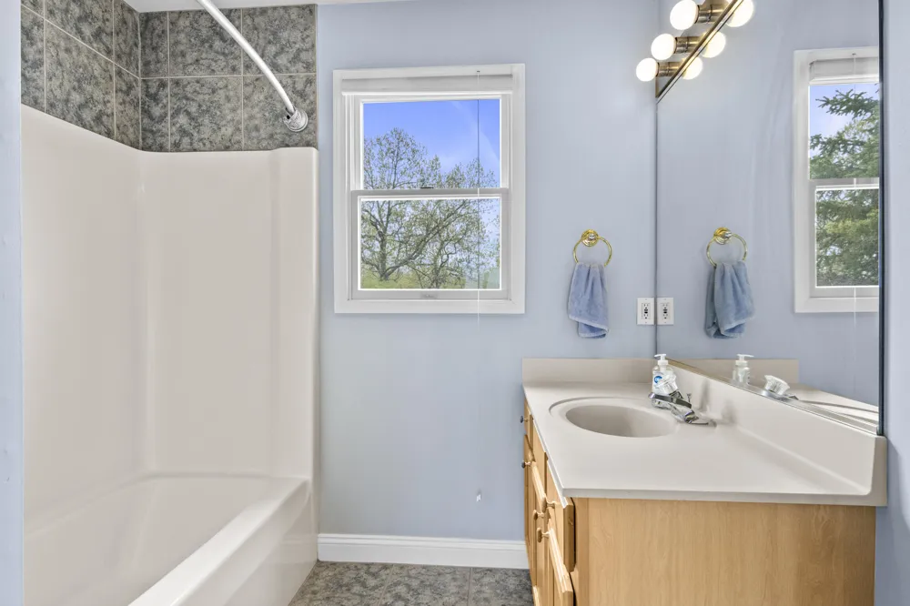 86 Spinnaker Drive Manistee City, MI 49660