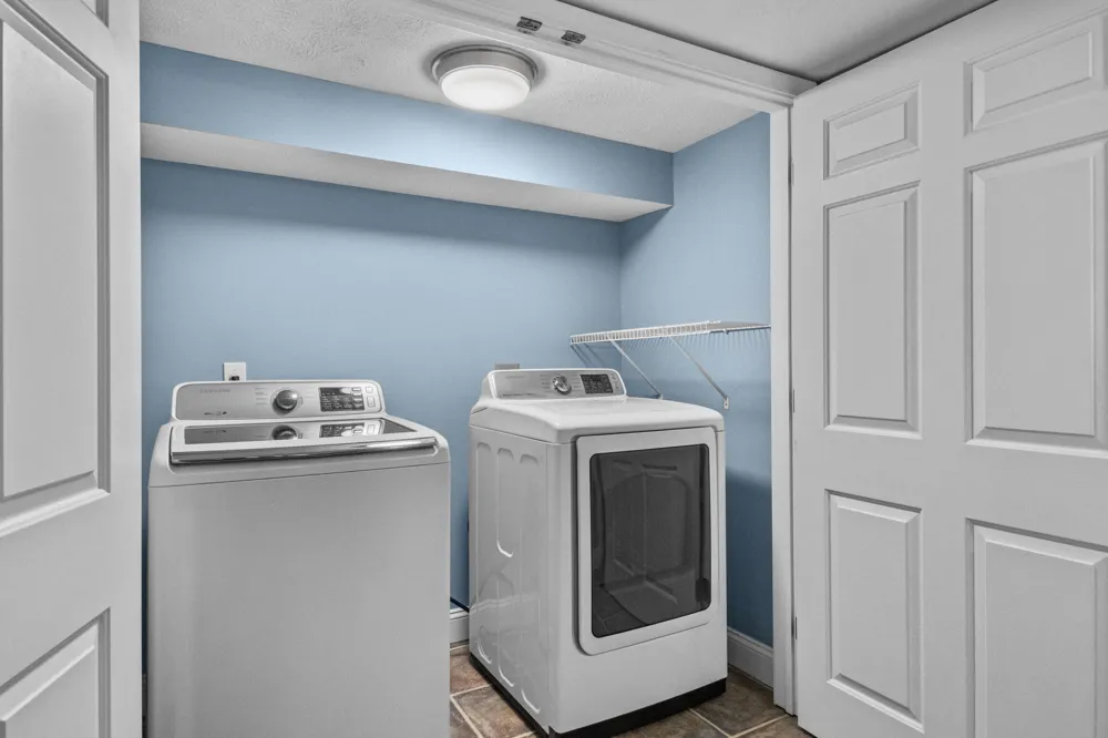 86 Spinnaker Drive Manistee City, MI 49660
