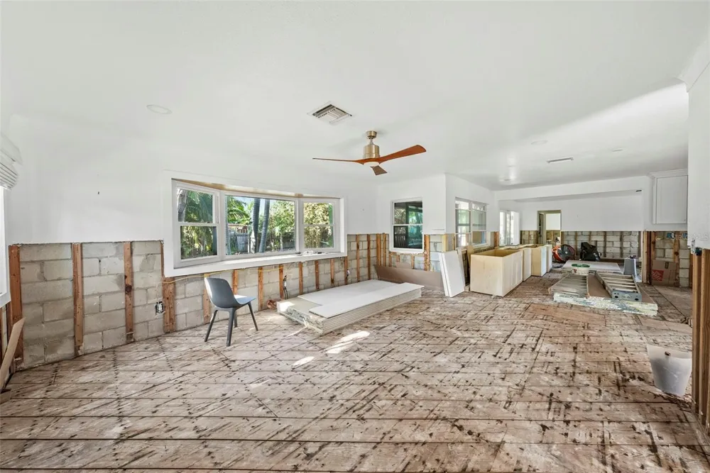 2657 44TH STREET S Gulfport, FL 33711