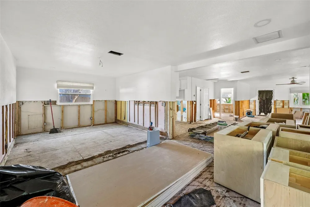 2657 44TH STREET S Gulfport, FL 33711