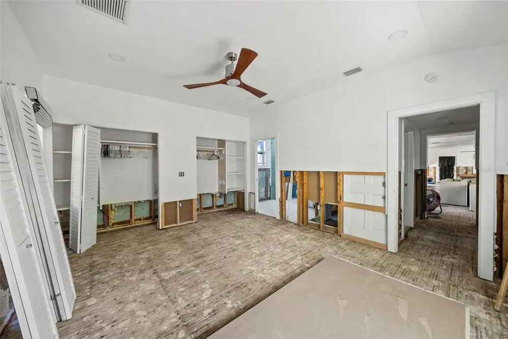 2657 44TH STREET S Gulfport, FL 33711