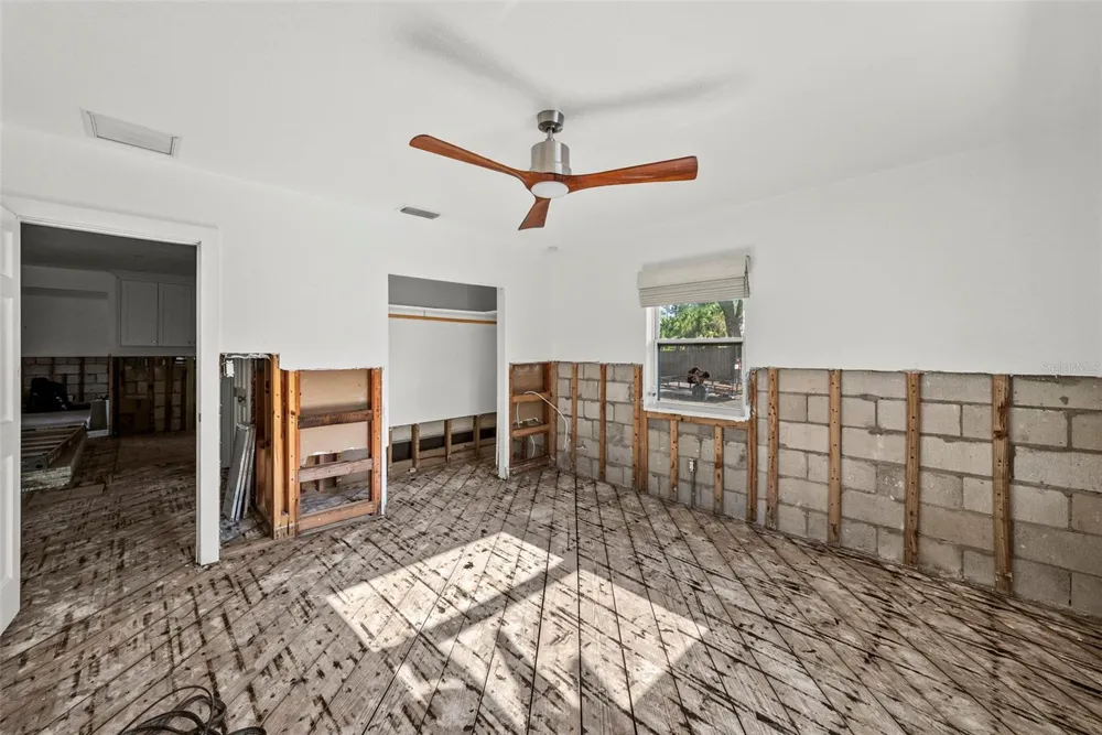 2657 44TH STREET S Gulfport, FL 33711