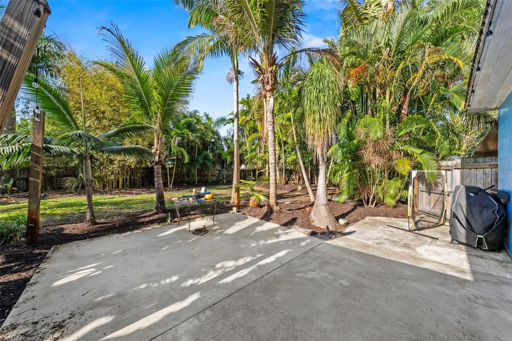 2657 44TH STREET S Gulfport, FL 33711