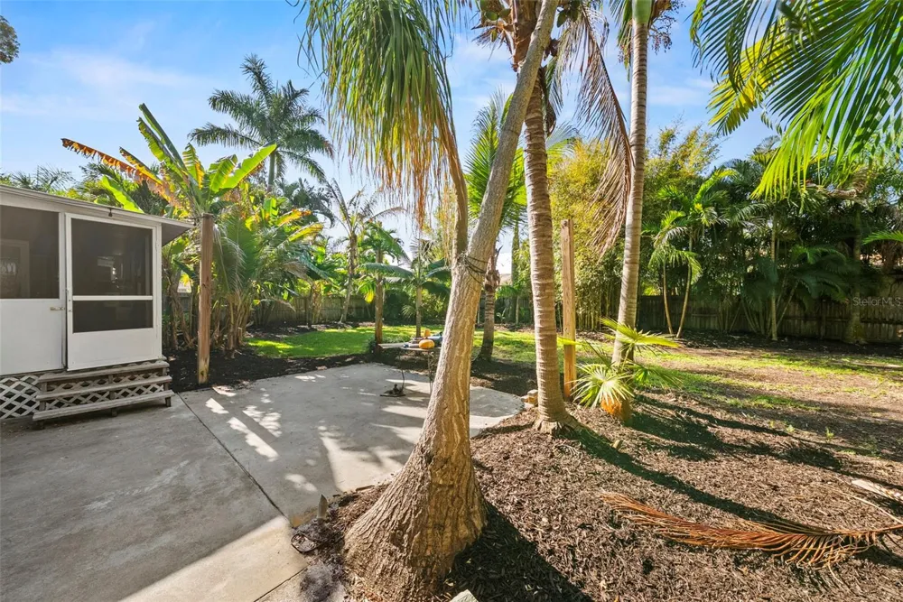 2657 44TH STREET S Gulfport, FL 33711