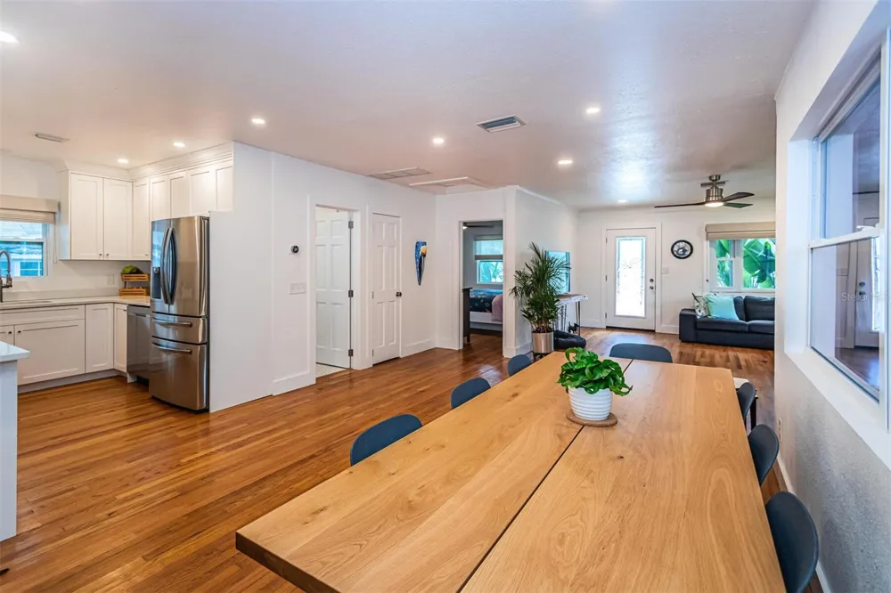 2657 44TH STREET S Gulfport, FL 33711