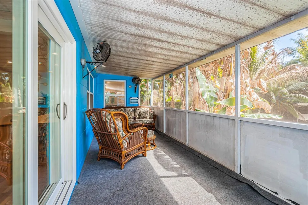2657 44TH STREET S Gulfport, FL 33711
