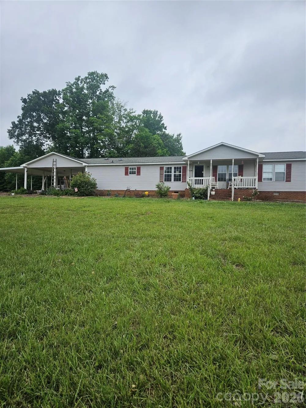 32049 Kendalls Church Road New London, NC 28127