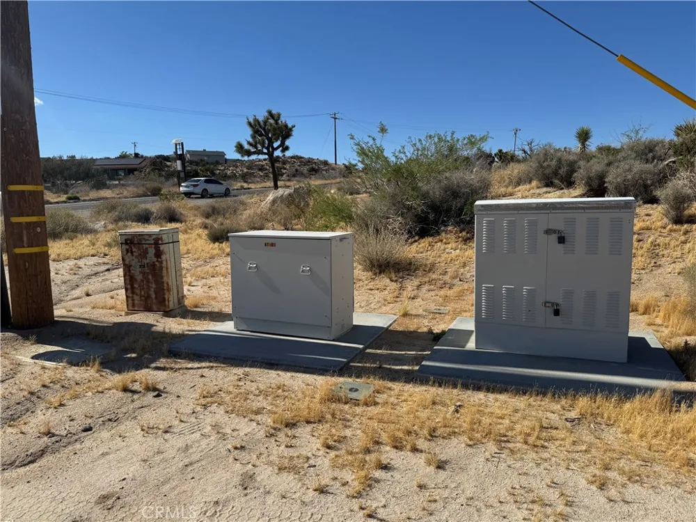 57100 Moffett Lane Yucca Valley, CA 92284