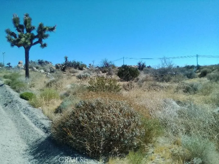 57100 Moffett Lane Yucca Valley, CA 92284