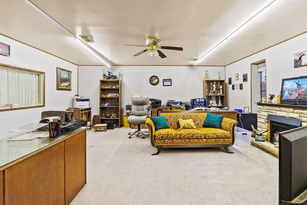 1994 Fm 356 Onalaska, TX 77360