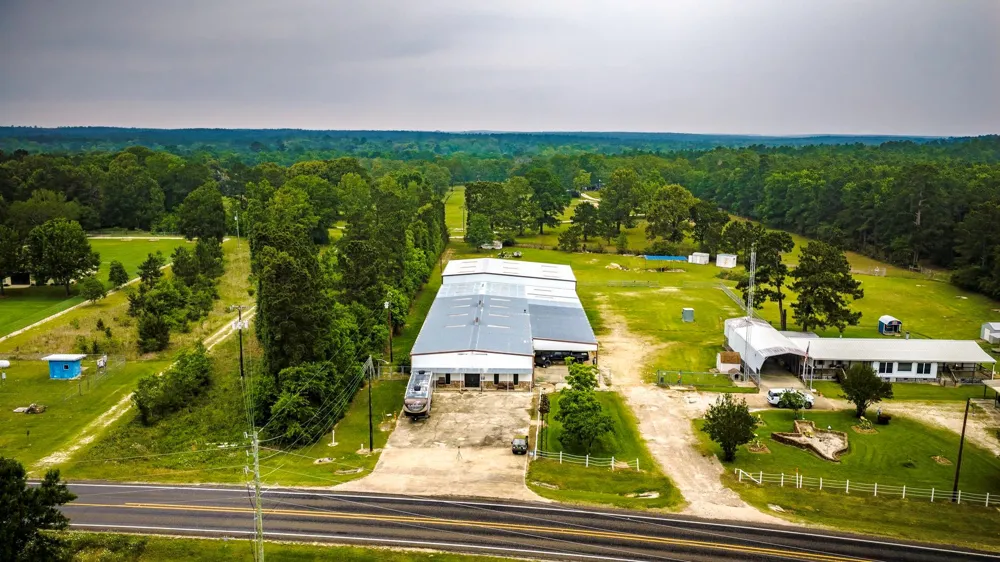 1994 Fm 356 Onalaska, TX 77360