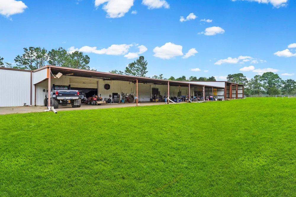 1994 Fm 356 Onalaska, TX 77360