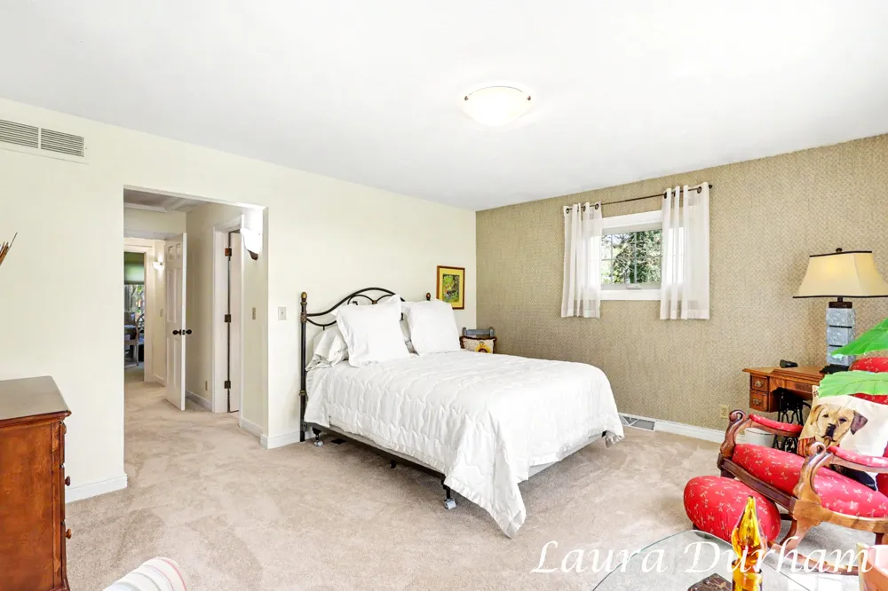 3636 Vienna Stras Street Laketown Township, MI 49423