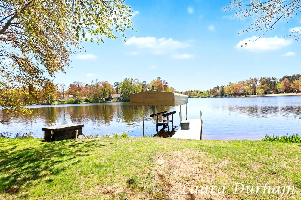 3636 Vienna Stras Street Laketown Township, MI 49423