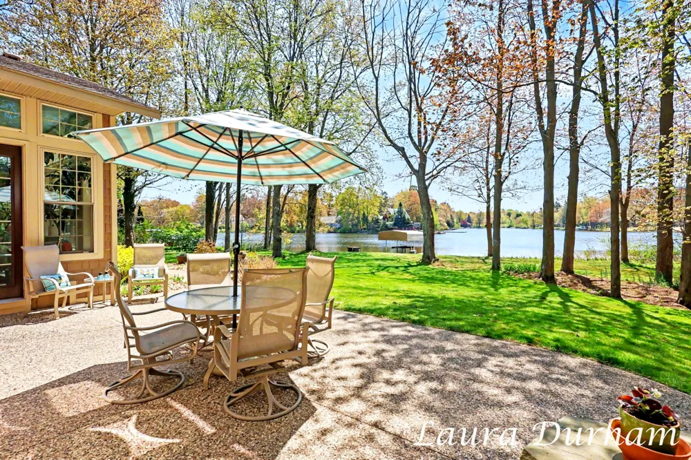 3636 Vienna Stras Street Laketown Township, MI 49423