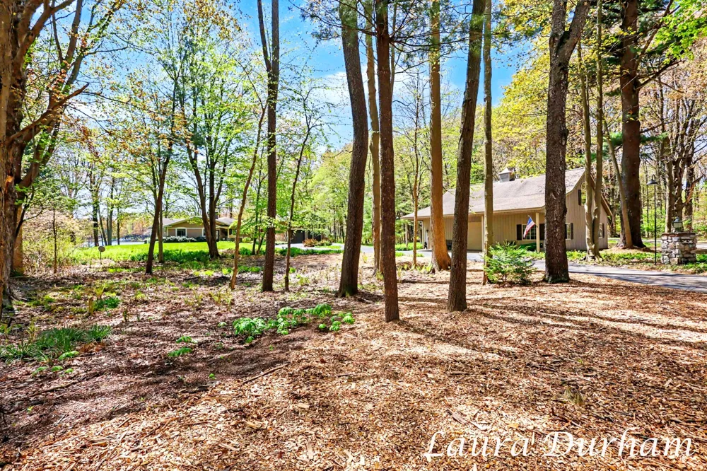 3636 Vienna Stras Street Laketown Township, MI 49423