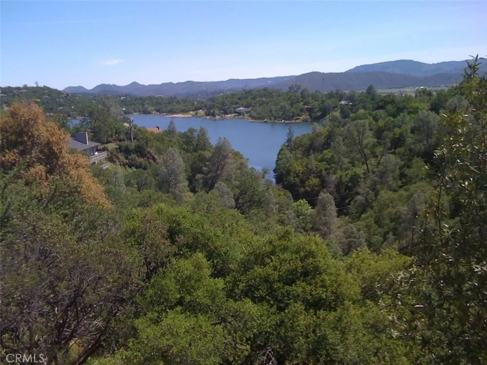18267 Shore Drive Hidden Valley Lake, CA 95467