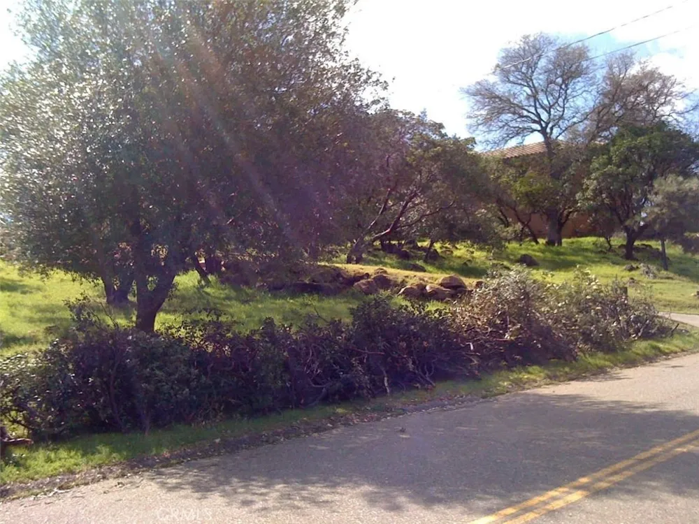18267 Shore Drive Hidden Valley Lake, CA 95467