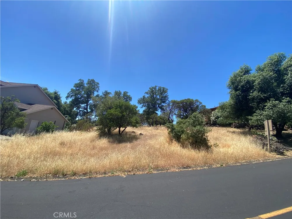 18267 Shore Drive Hidden Valley Lake, CA 95467