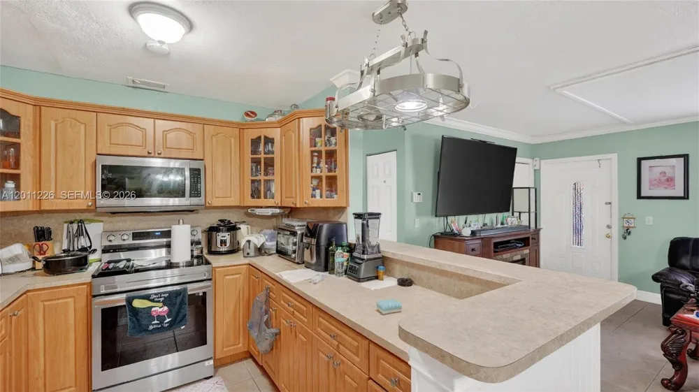 4271 NW 192nd St Miami Gardens, FL 33055