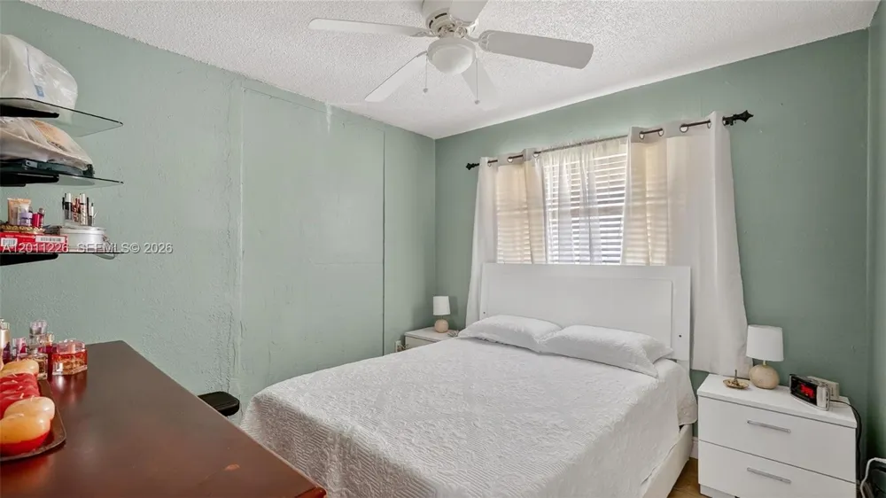 4271 NW 192nd St Miami Gardens, FL 33055