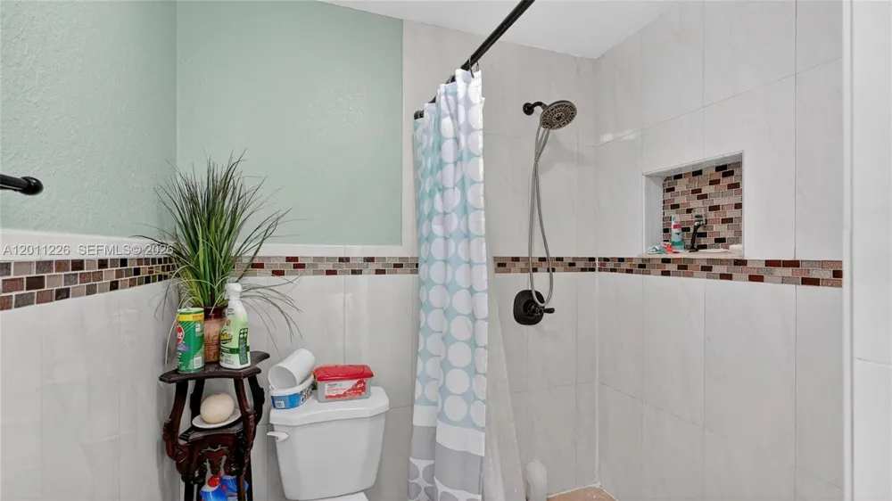 4271 NW 192nd St Miami Gardens, FL 33055