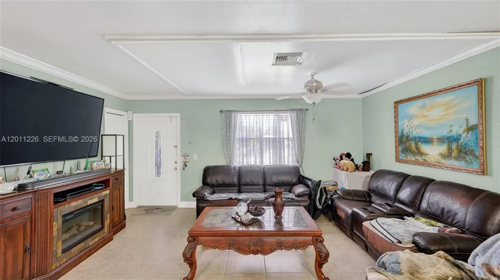 4271 NW 192nd St Miami Gardens, FL 33055