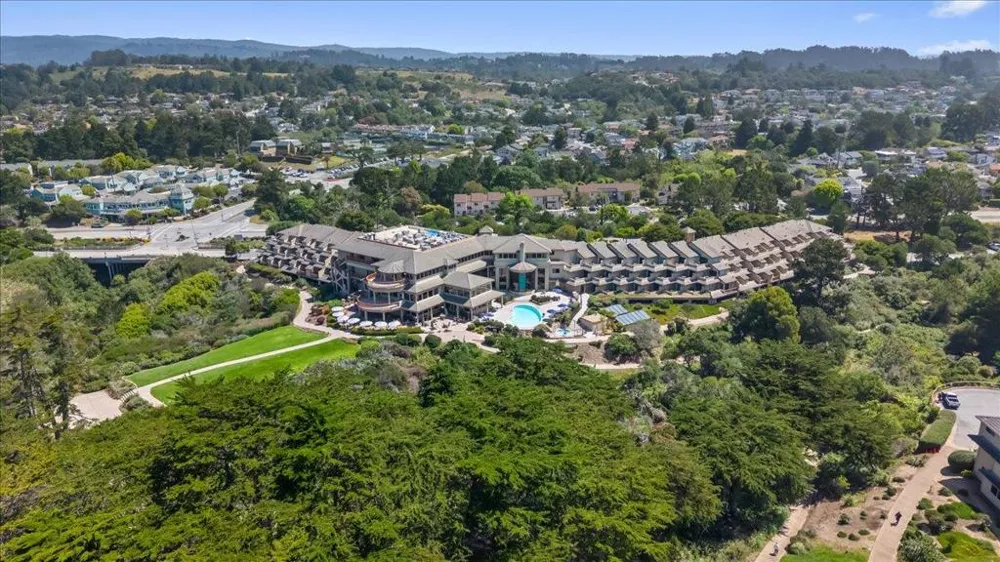 111 Seascape Resort Drive Aptos, CA 95003