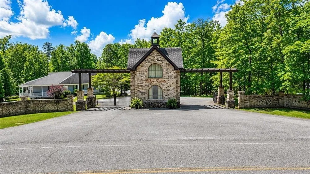 160 CARIBE ROYALE PT #3 Savannah, TN 38372