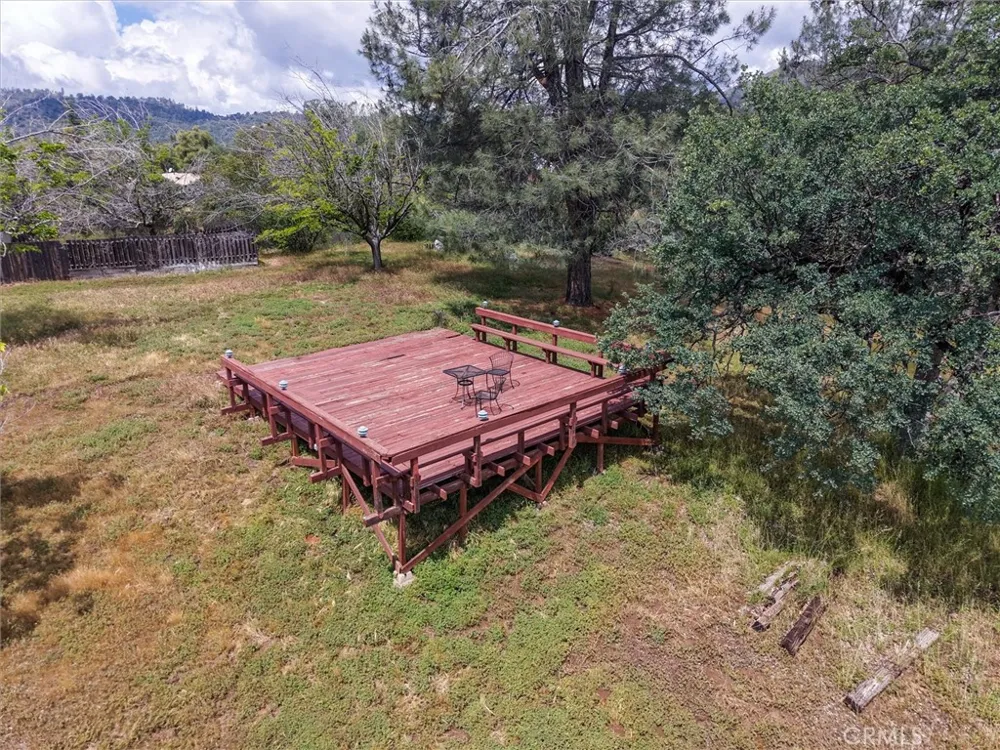 43736 Highway 49 Ahwahnee, CA 93601