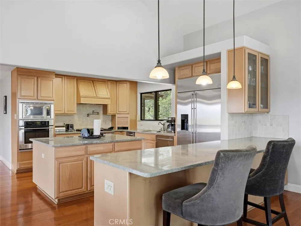 43736 Highway 49 Ahwahnee, CA 93601