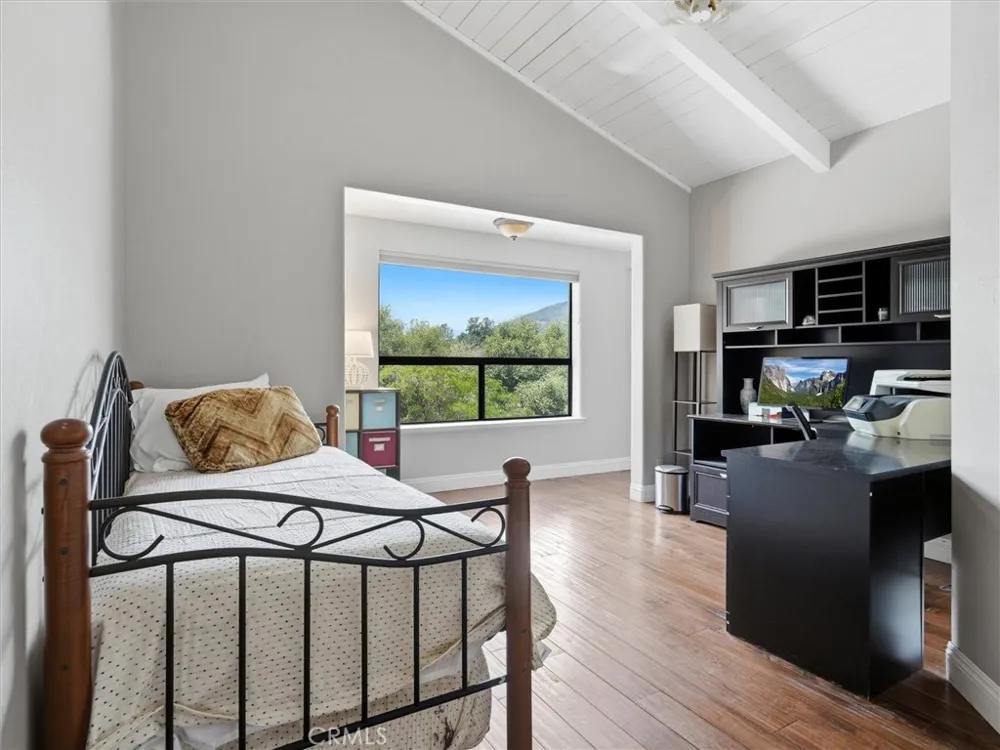 43736 Highway 49 Ahwahnee, CA 93601