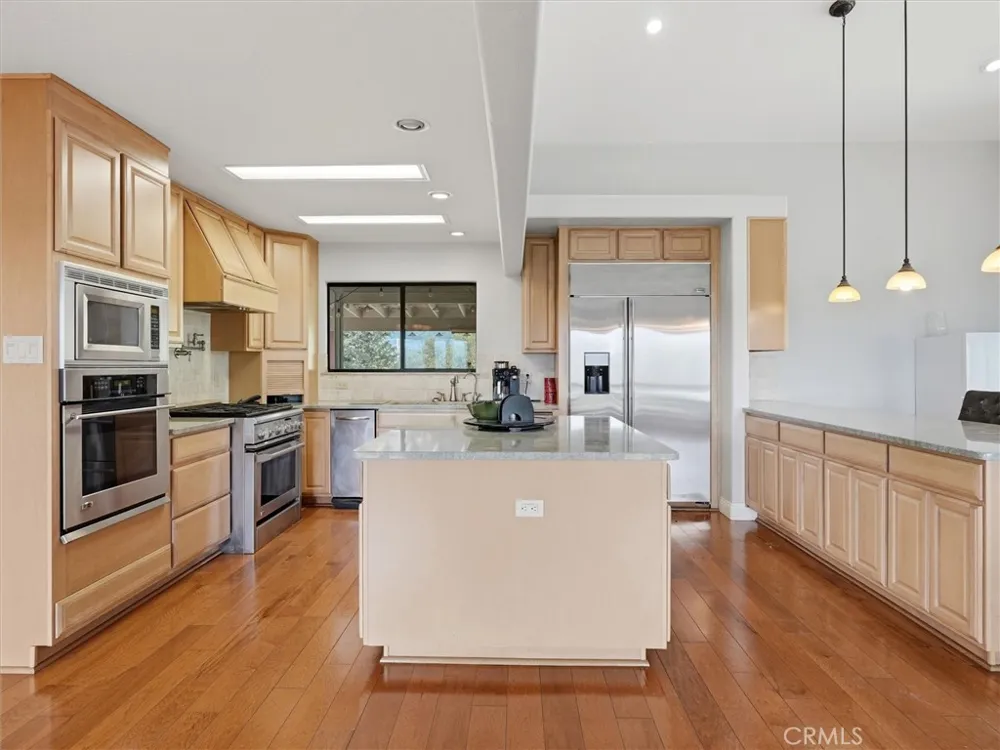 43736 Highway 49 Ahwahnee, CA 93601