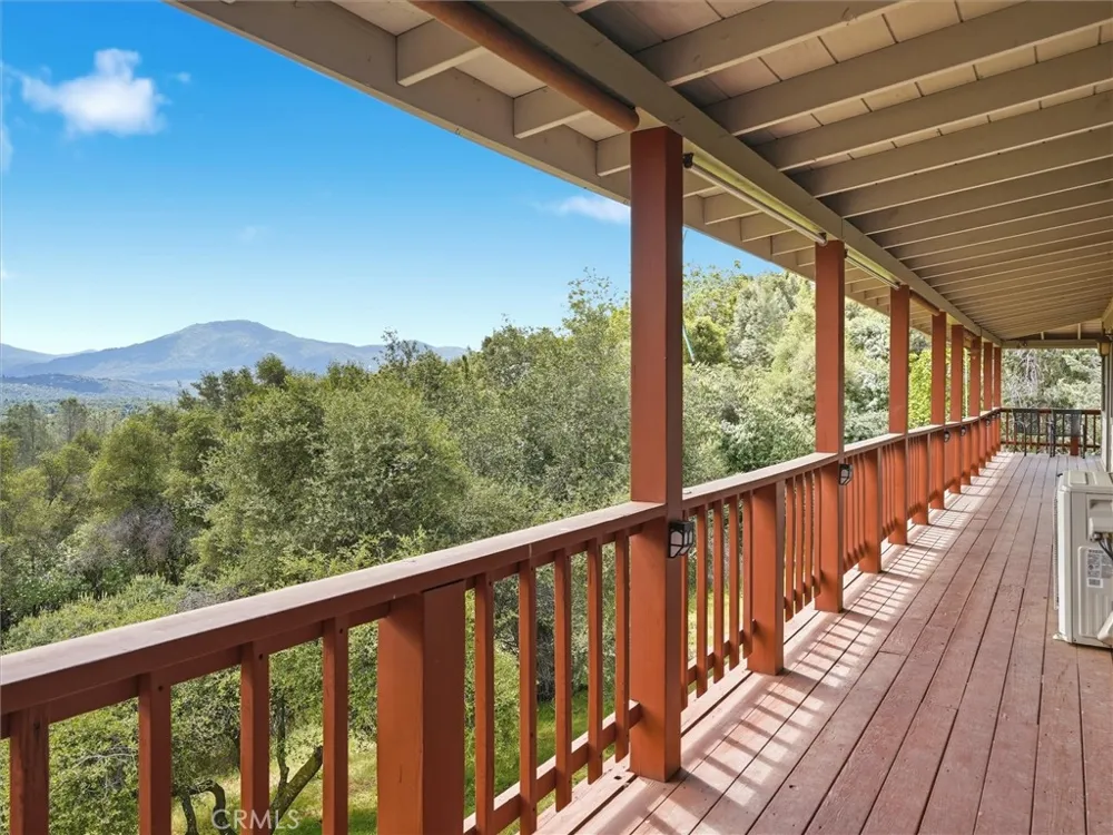 43736 Highway 49 Ahwahnee, CA 93601